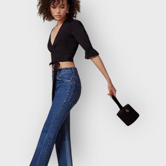 Reformation Finley XS Black Ruffle Wrap Top Cropped V-Neck Feminine French Girl - Picture 7 of 9